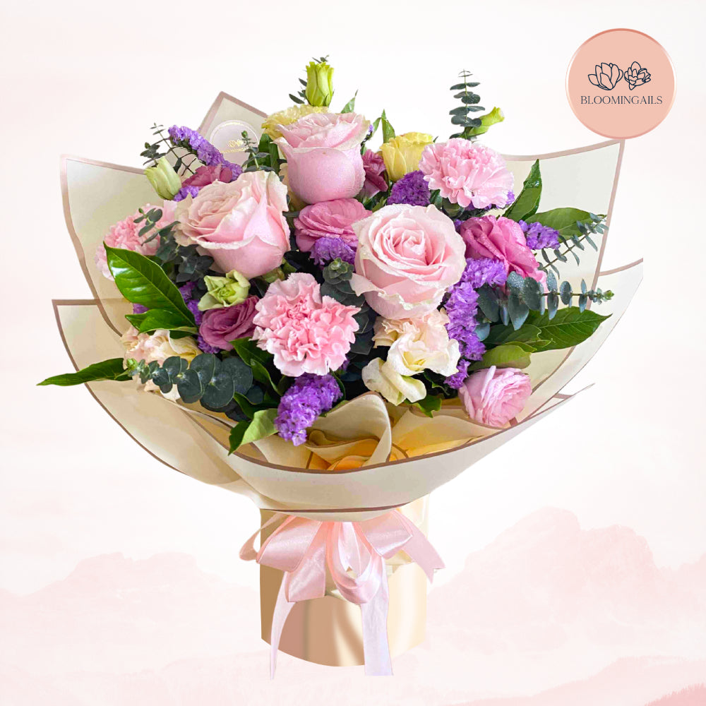 Petite Rose in Vase