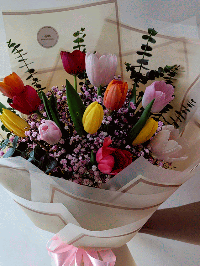 Tulip Rhapsody Bouquet