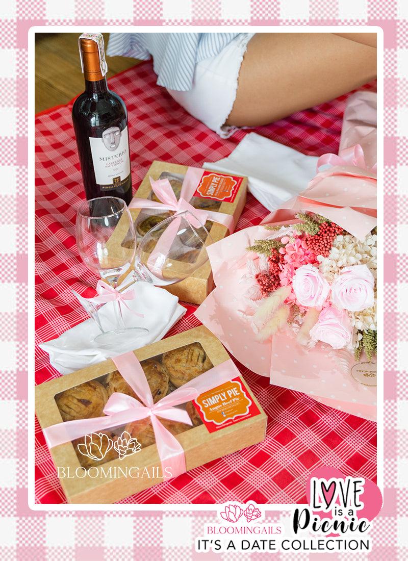 Love Is A Picnic Set - Bloomingailsph