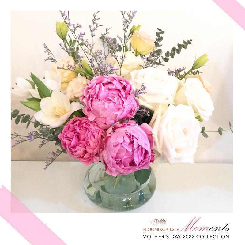 Moments Luxe Vase - Bloomingailsph